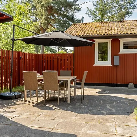 Ascen - 250m From The Sea By Interhome